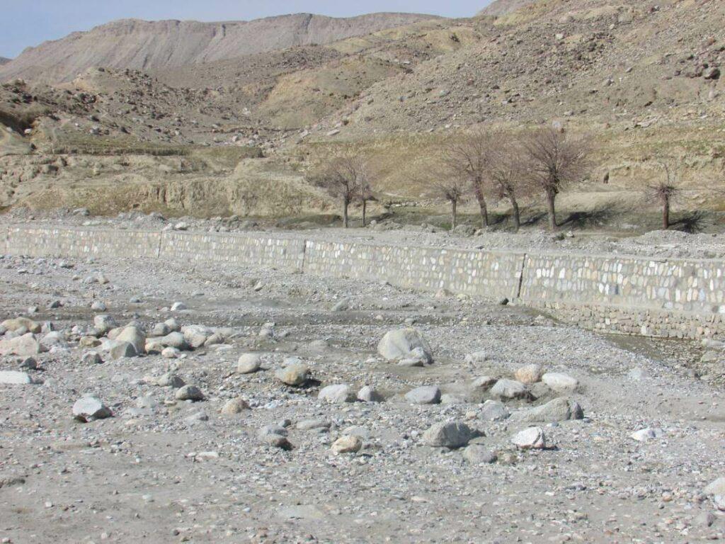 Residents living near Kunar River demand retaining walls