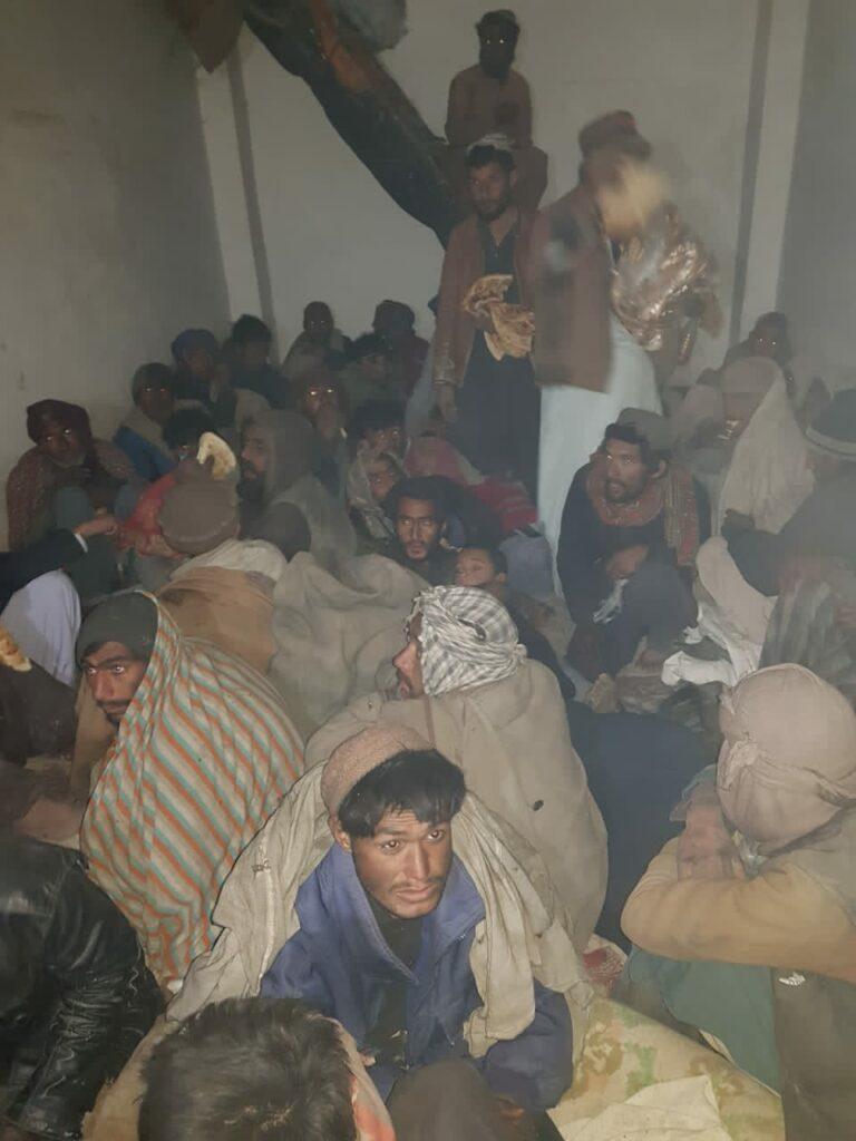 برای تعدادی از معتادان و بیجا‌شده‌گان در نیمروز امکانات بود‌و‌باش فراهم گردید