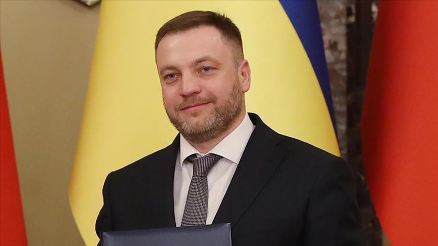 وزیر داخله اوکراین و معاونش در پی سقوط یک هلیکوپتر جان باختند