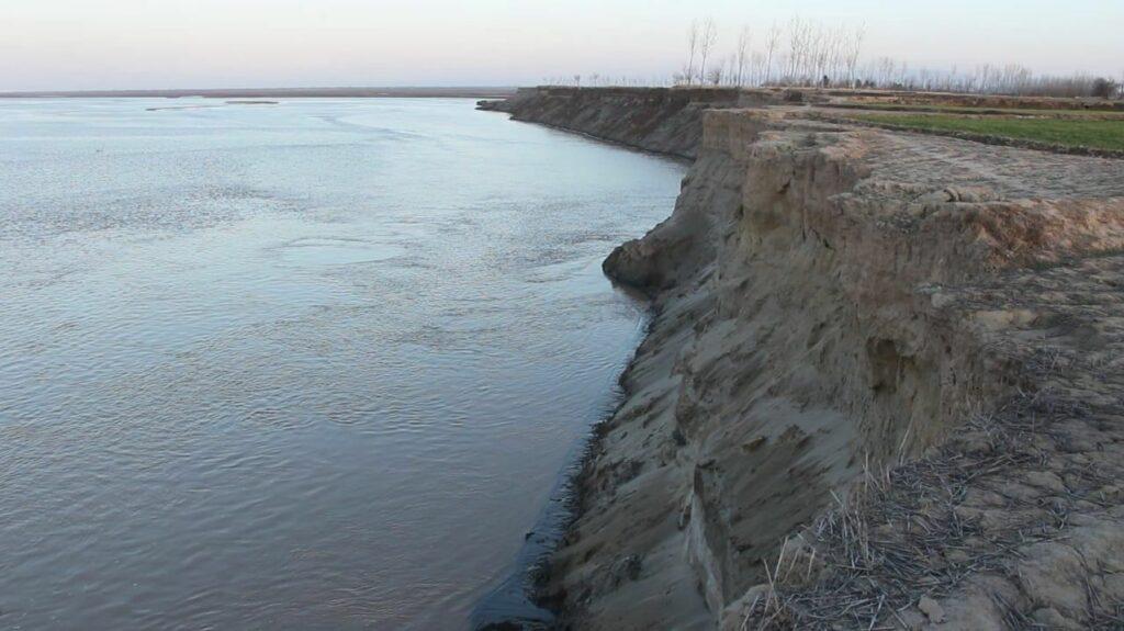 آب‌خیزی‌های پی‌هم دریای آمو سبب تخریب زمین‌های زراعتی و خانه‌های مسکونی در کندز شده‌است