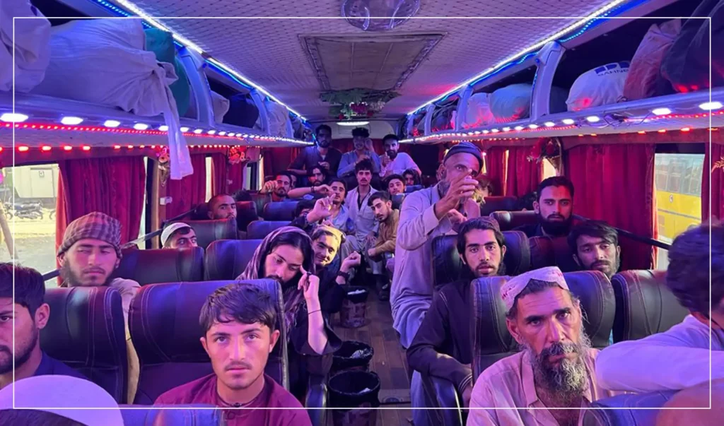 74 more Afghans released from Pakistani jails, sent homeland