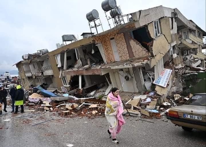 تلفات زلزله در ترکیه و سوریه به ۲۰ هزار نفر رسید، ۷۰ هزار نفر زخمی شده اند