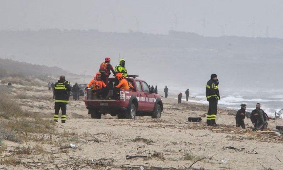 وزارت امور خارجه: ۸۰ افغان در حادثه غرق شدن کشتی در ایتالیا جان باختند
