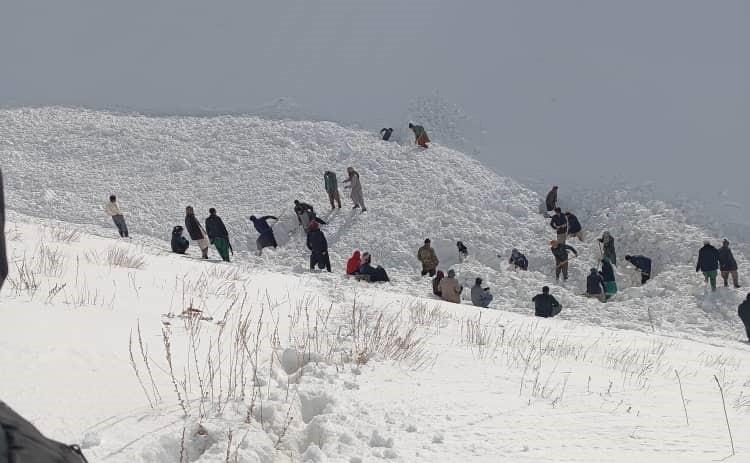 Man killed in Ghor avalanche