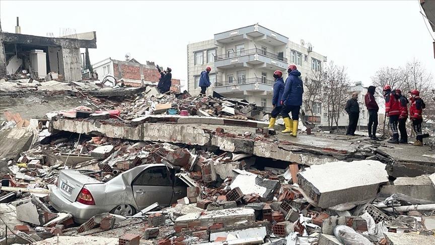 زلزله در ترکیه و سوریه؛ تعداد جان باخته‌گان به پنج هزار تن رسید