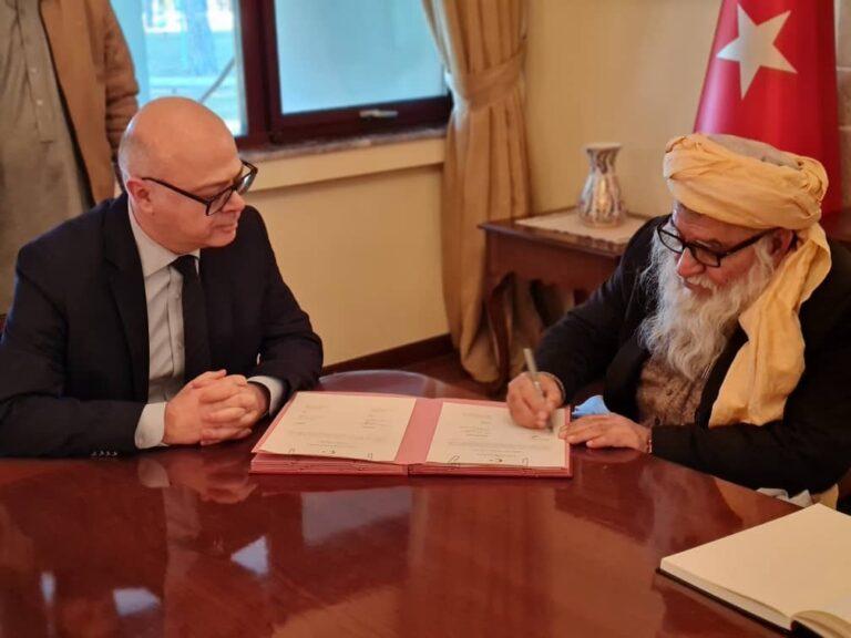 افغاني سرې مياشتې د ترکيې له زلزله‌ځپلو سره د ۴،۵ ميليون افغانيو مرسته وکړه