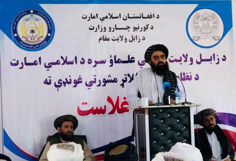 متقی: عالمان دین برای بقا و تقویت نظام تلاش کنند