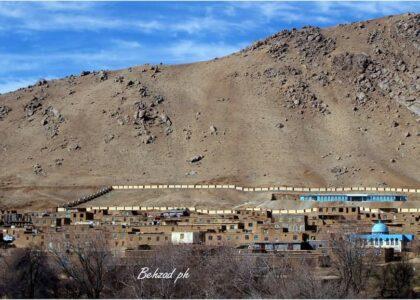 Teenage girl hangs herself to death in Daikundi