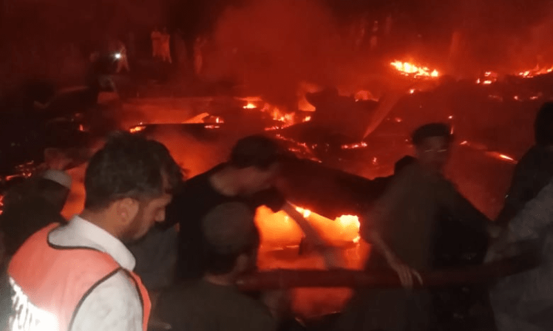 آتش‌‌سوزی در شمال‌غرب پاکستان؛ دست‌کم ۱۰تن جان باخته‌اند