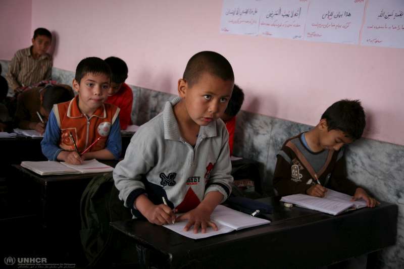 Qatar to fund project for out-of-school Afghan children