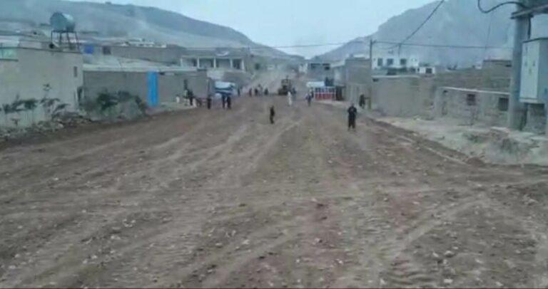 پلخمري کې پر شپږ کیلومتره سړک د جغل اچولو چارې پیل شوې