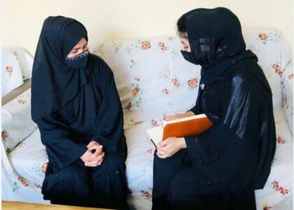 برخی زنان جوزجانی خواستار بازگشایی مکاتب به‌روی دختران شدند