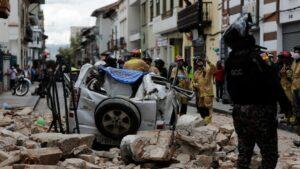 زمین‌لرزه در اکوادور جان ۱۵تن را گرفت