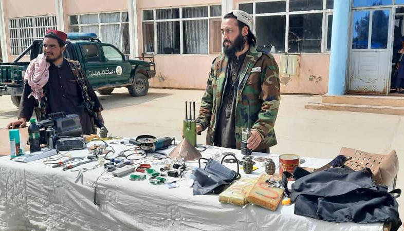 پوليس: یک ذخیره‌گاه مهمات داعش در جوزجان کشف و ضبط شد