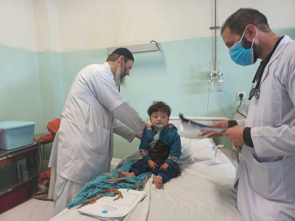 Deprived of health services, complain Takhar residents