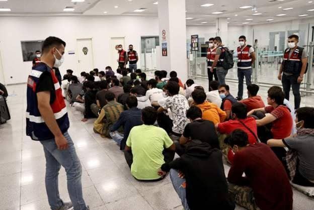 ترکیه ۵۹۸ مهاجر افغان را از این کشور اخراج کرده‌است