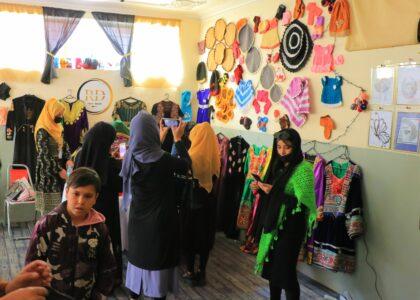 Women-made handicrafts exhibition kicks off in Kabul