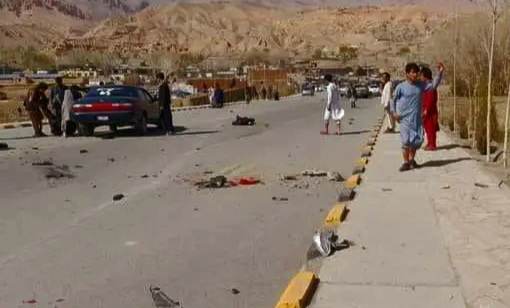 در یک رویداد ترافیکی در بامیان ۹ تن از افراد امنیتی کشته و زخمی شده‌اند
