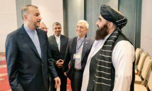د ایران د بهرنیو چارو وزیر: افغانستان کې د نجونو پر زده‌کړو بندیز د اسلام د لارښوونو خلاف دی
