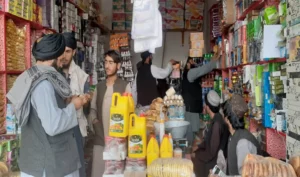اروزګان کې د کلدارو کارولو په تړاو ۶۰ هټۍوال نیول شوي