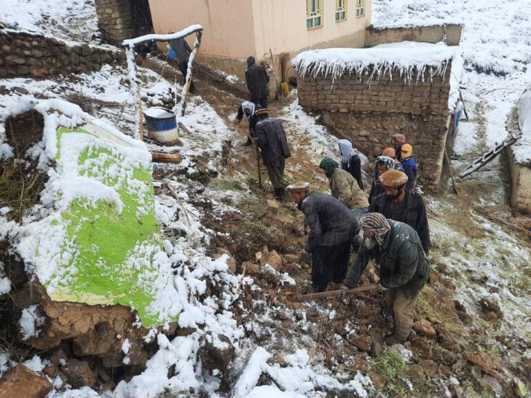 سقوط سقف یک خانه در بدخشان سه زخمی بر جای گذاشت