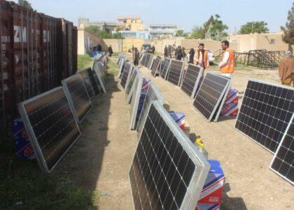 1000 Balkh families receive solar power systems