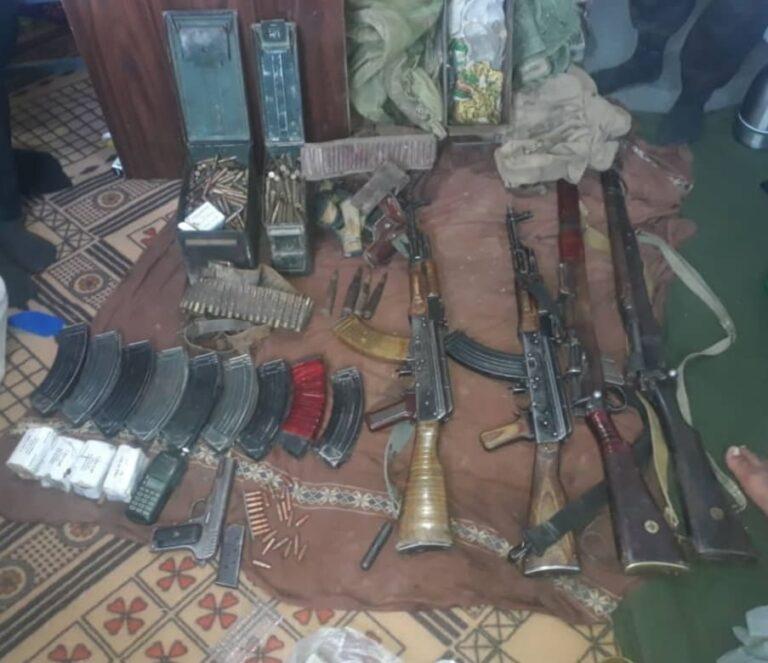 میدان وردګو کې یوه اندازه وسلې ترلاسه شوې دي