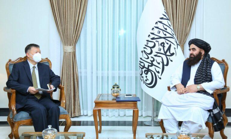 د بهرنیو چارو وزارت: متقي او د چین سفیر پر سیاسي او اقتصادي مسایلو خبرې وکړې