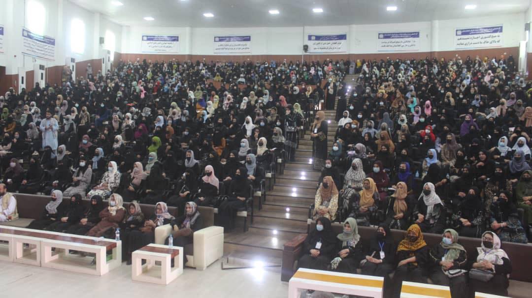 Hundreds appear in test for nursing course in Balkh