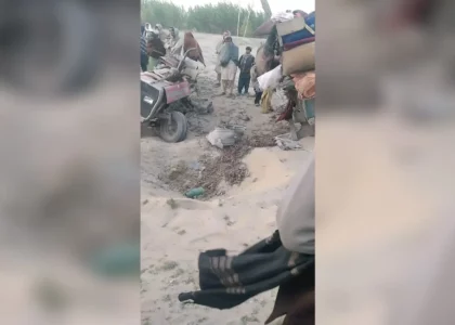 Driver killed as tractor hits roadside bomb in Ghazni