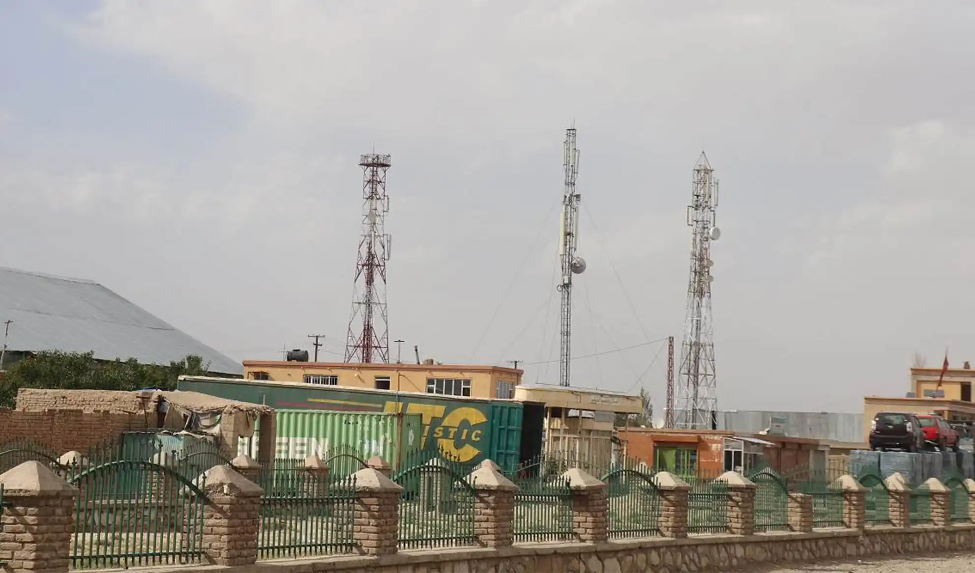 Ghazni residents complain low quality telecom services