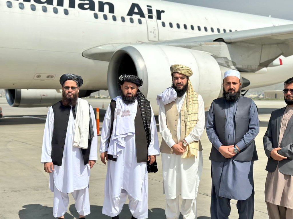 Delegation leaves for Iran to attend G5 conference