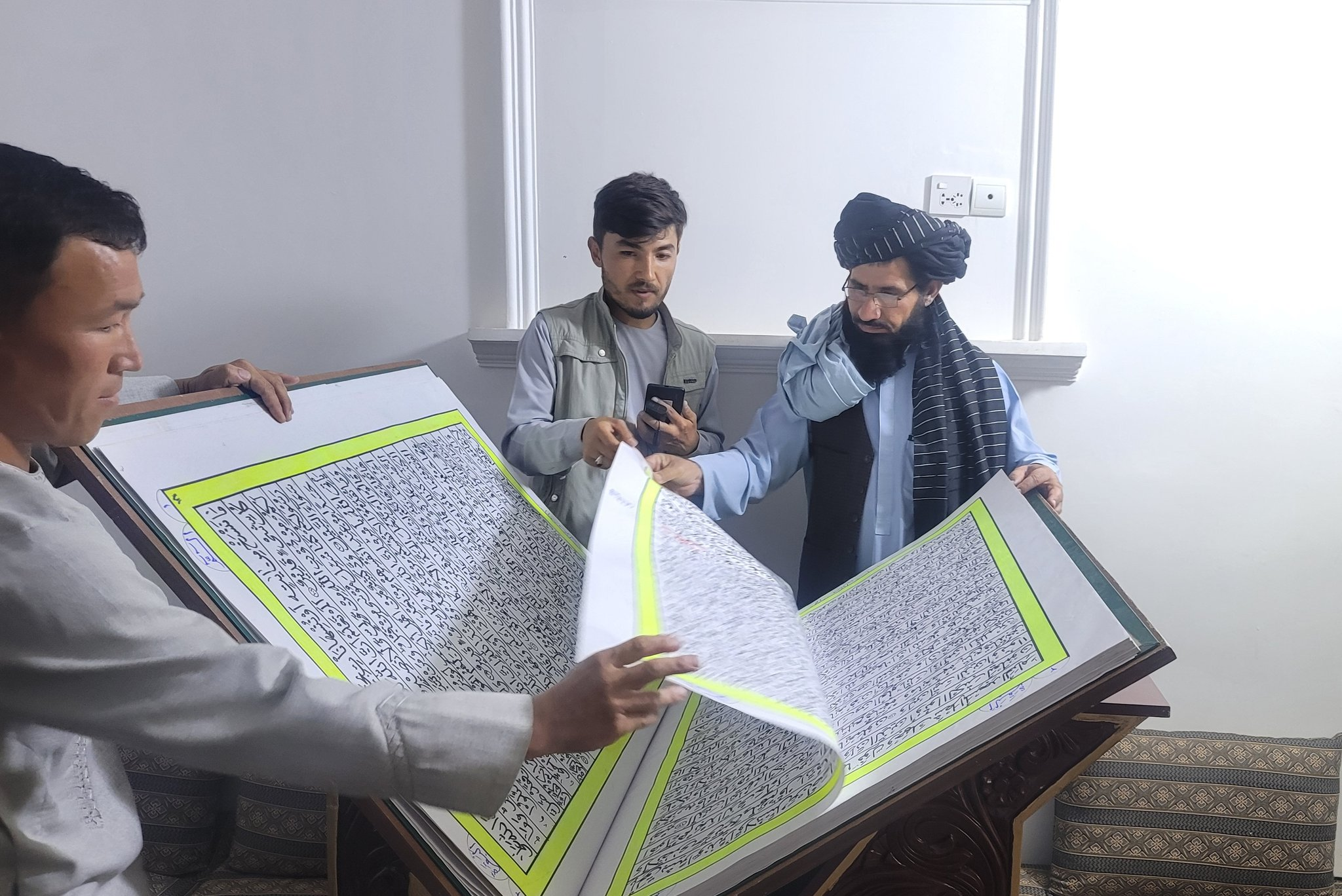 At Kabul rehab, drug addict calligraphs Holy Quran