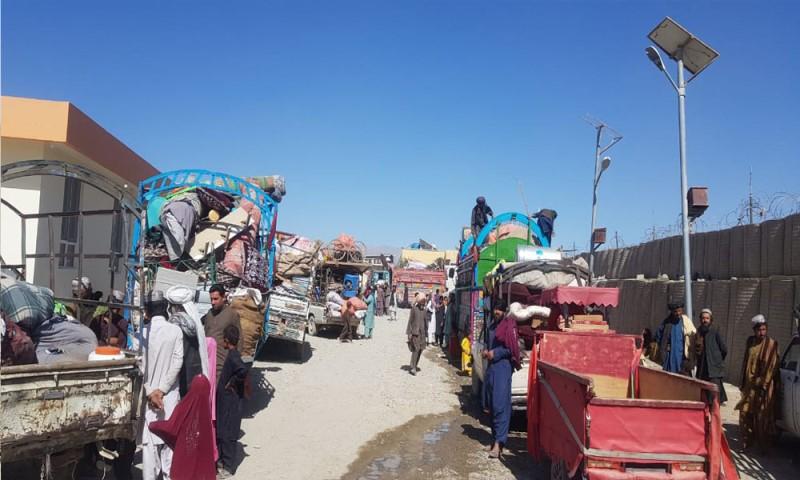 نږدې ۸۵۰ افغان کډوال له پاکستانه هېواد ته راستانه شول