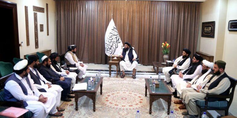 مولوي عبدالکبیر د هېواد ترانسپورټي سیسټم پر اصلاح او د پوهنتونونو پر پیاوړتیا ټینګار وکړ
