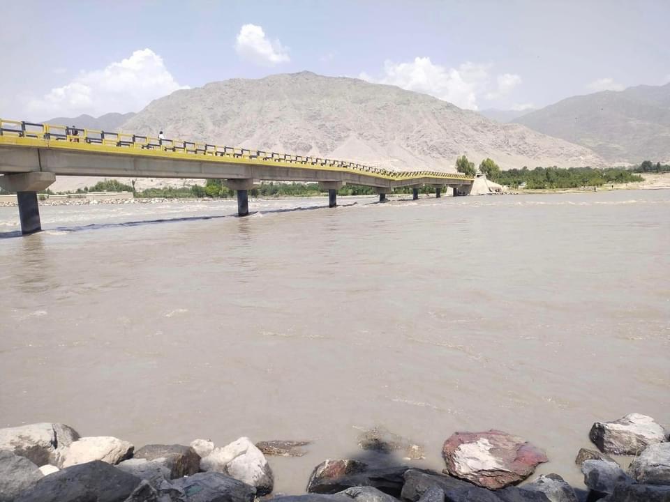 Narang-Sarkano bridge in Kunar on verge of collapse