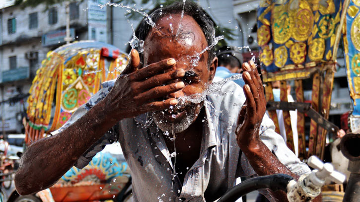 Severe heat wave kills 34 people in India - Vimarsana News