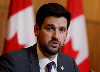 Fraud victim genuine students won’t be deported: Canada