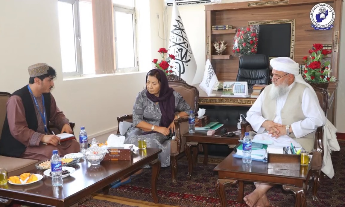 اوتونبایوا یکبار دیگر خواستار دریافت «راه‌حل مناسب» برای کار زنان شد