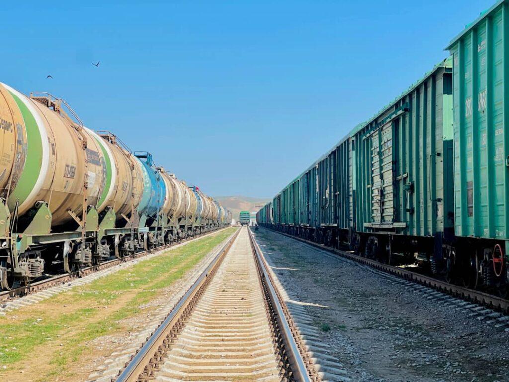 در یک ماه گذشته ۳۴۴۲ متریک تُن صادرات از طریق خط آهن تورغندی صورت گرفته‌است