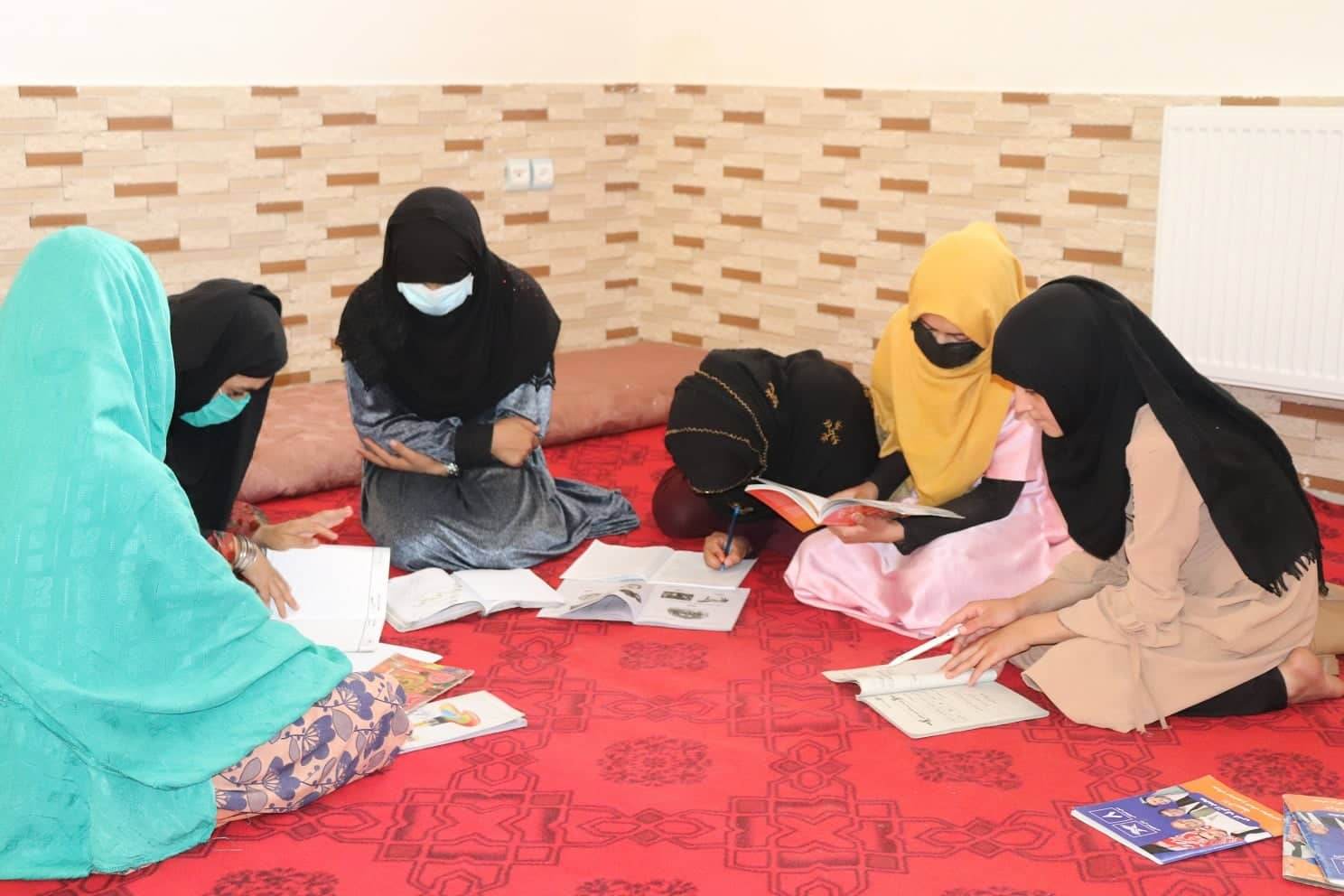 Disappointed Ghazni girls call for reopening of schools