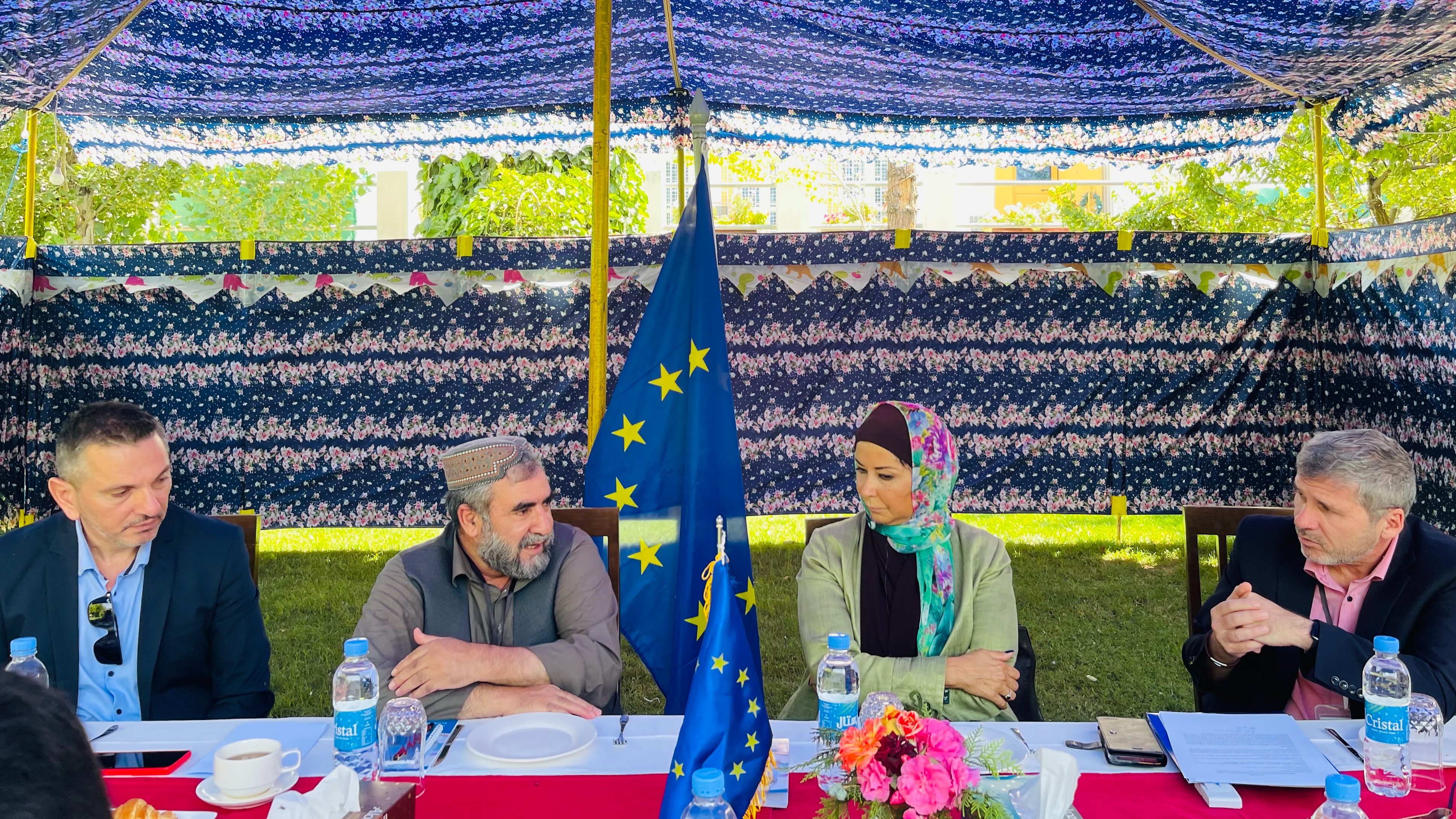 اتحادیۀ اروپا بیش از ۵.۷ میلیون یورو را به دامداران در افغانستان کمک کرد