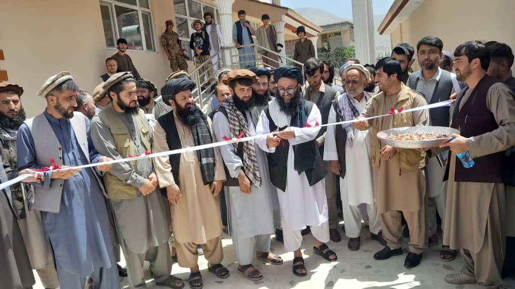 یک مارکیت تجارتی صنایع دستی در بدخشان افتتاح و به بهره‌برداری سپرده شد