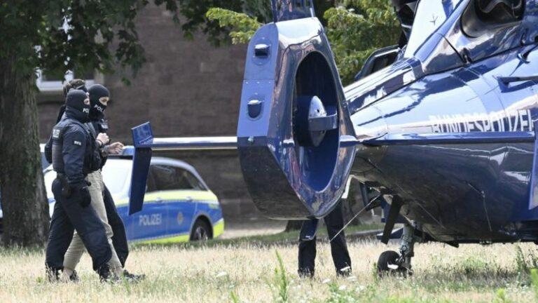 9 alleged terrorists arrested in Germany, Netherlands