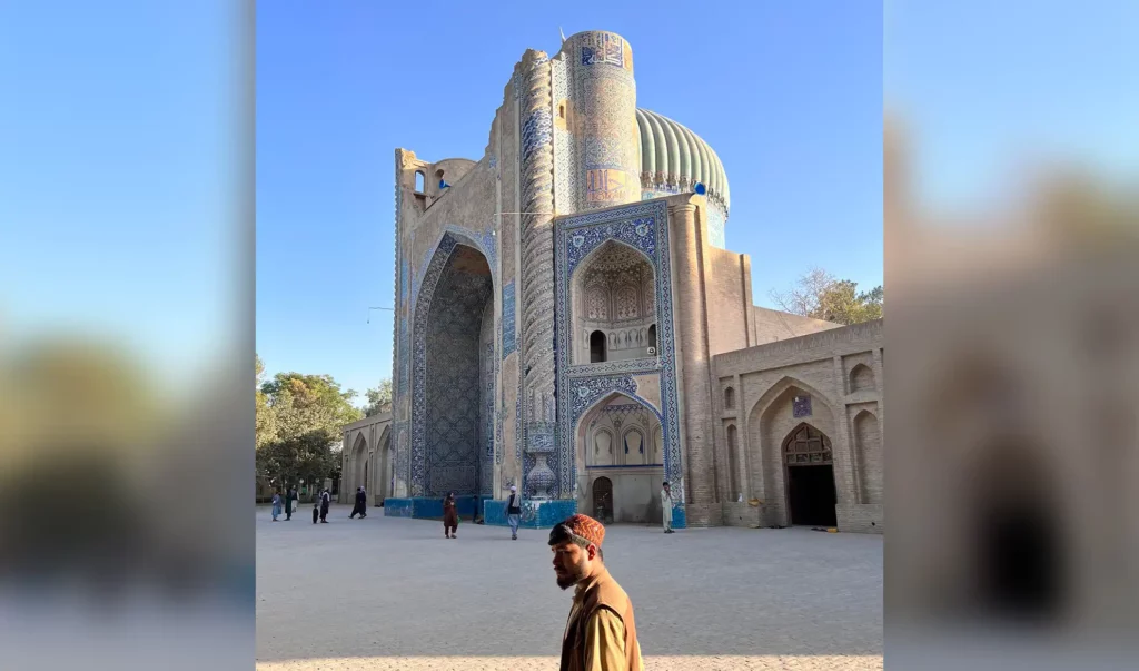 باشنده‌گان بلخ: حکومت مسجد خواجه ابونصر پارسا را بازسازی کند