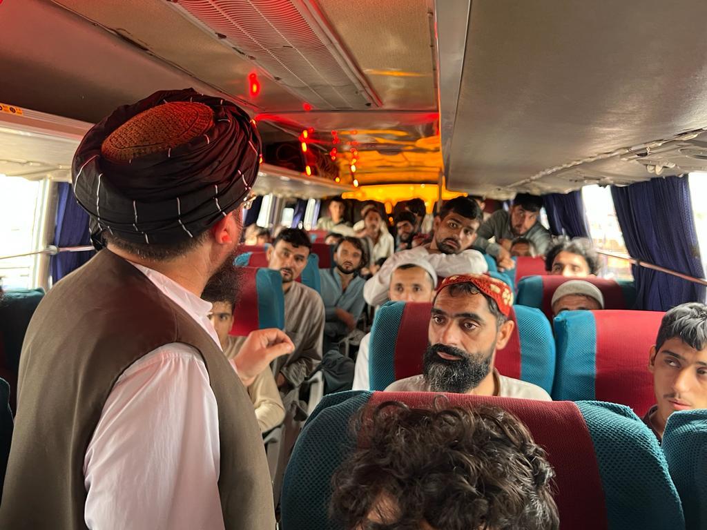36 Afghans freed from Pakistani jails return home