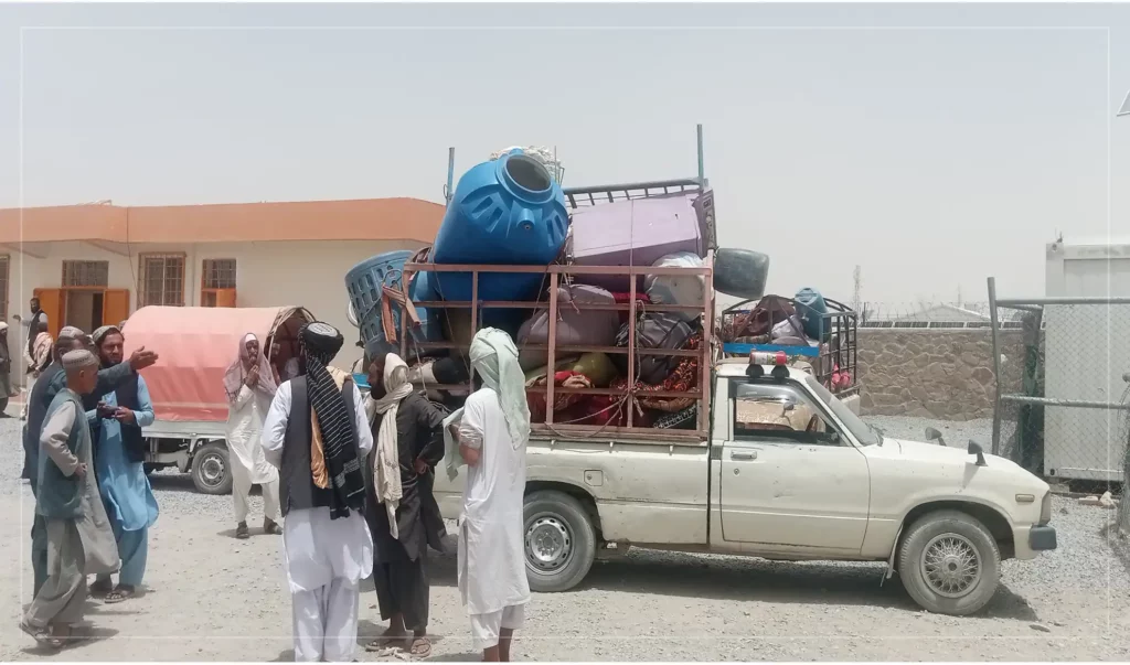 Over 550 Afghan refugees return from Pakistan in 2 days