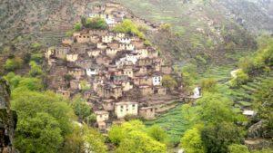 نورستان کې زرګونو کسانو ته په عام‌المنفعه پروژو کې د کار زمینه برابره شوې ده