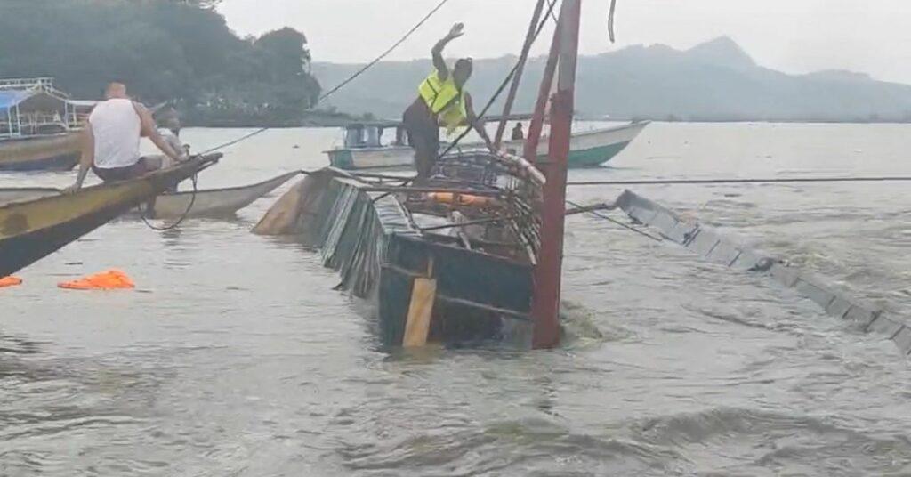 غرق شدن یک کشتی مسافربری در فیلیپین جان دست‌کم ۲۶ تن را گرفت