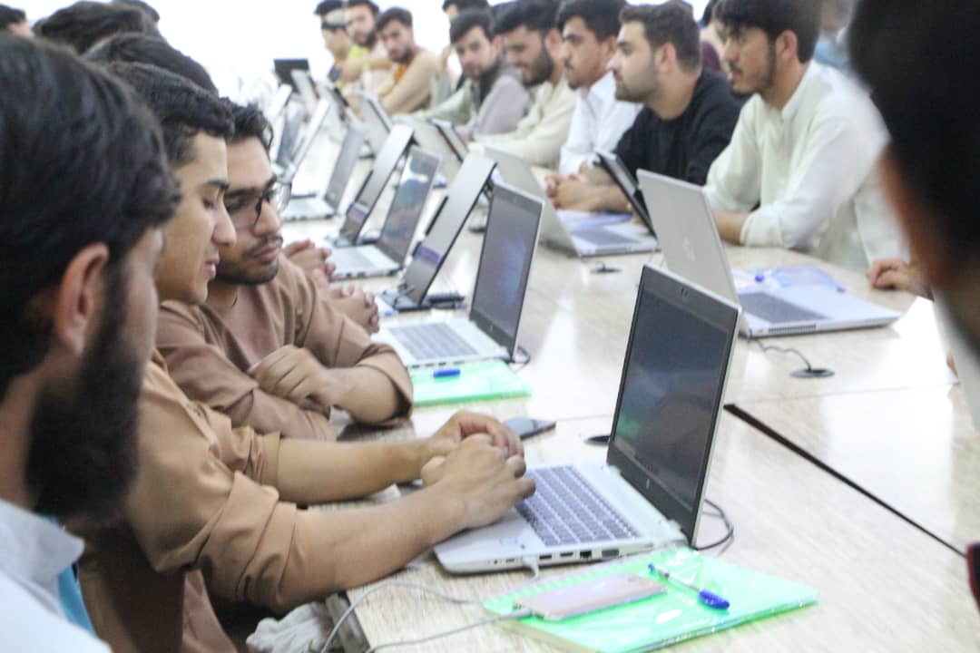 برای نخستین بار مرکز کاریابی آنلاین در هرات گشایش یافت